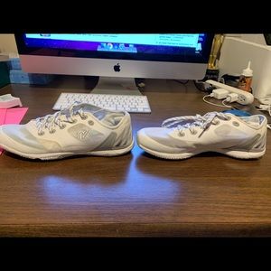 Varsity cheer shoes- barely used